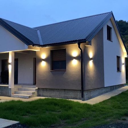 Guest House Elena Мойковац Экстерьер фото